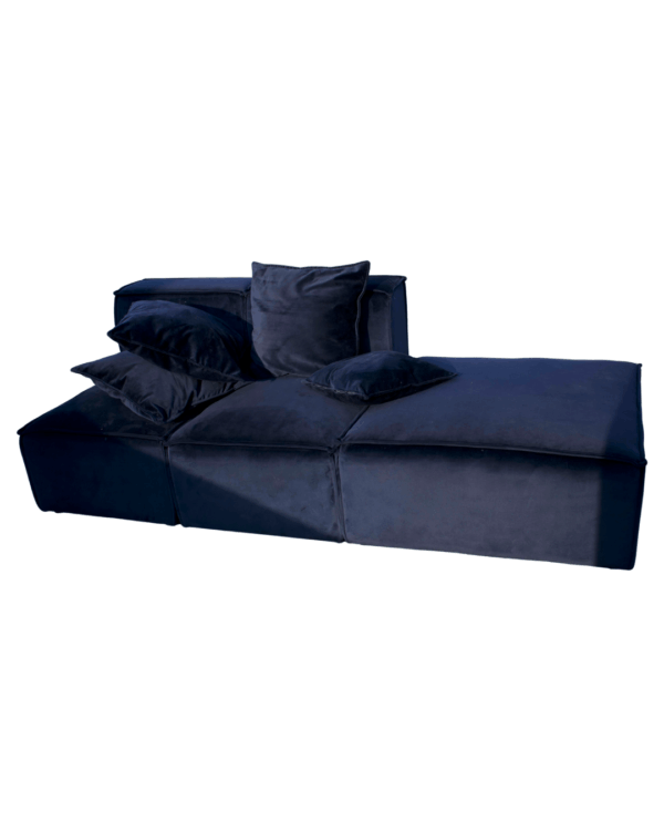 SOFT MODULAR SEATING SYSTEM